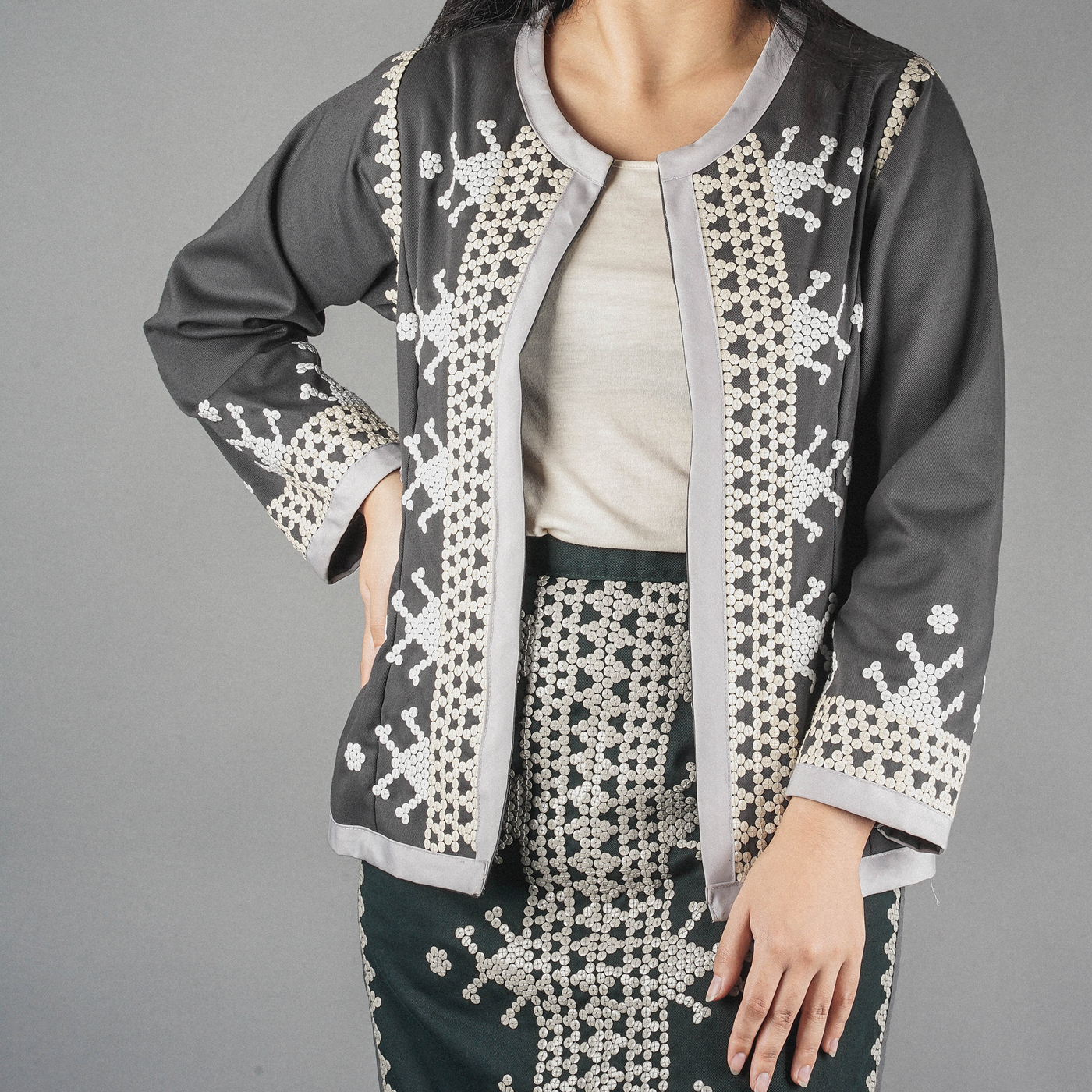 Women's Native Weaves