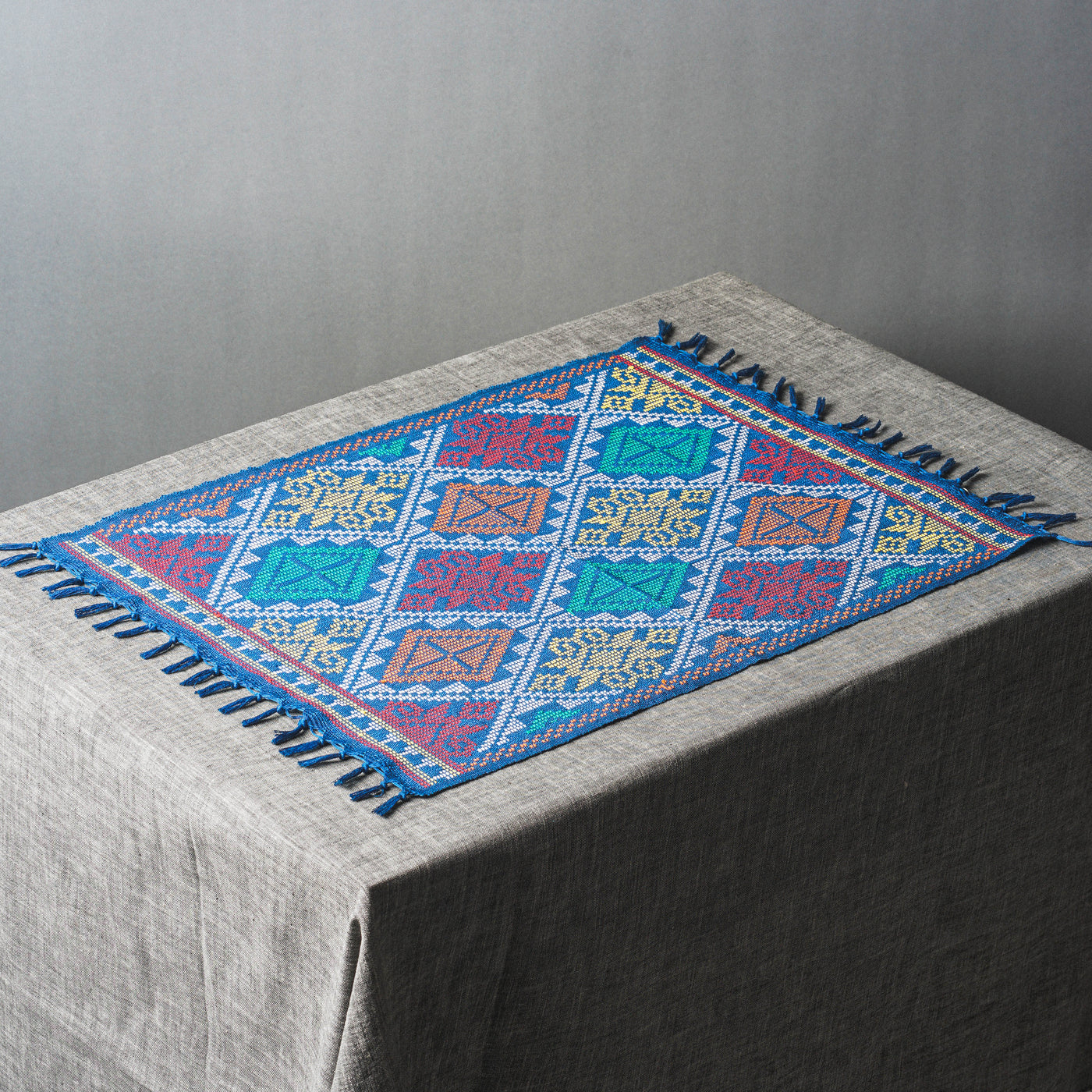 Native Textiles Native Textiles – TESOROS